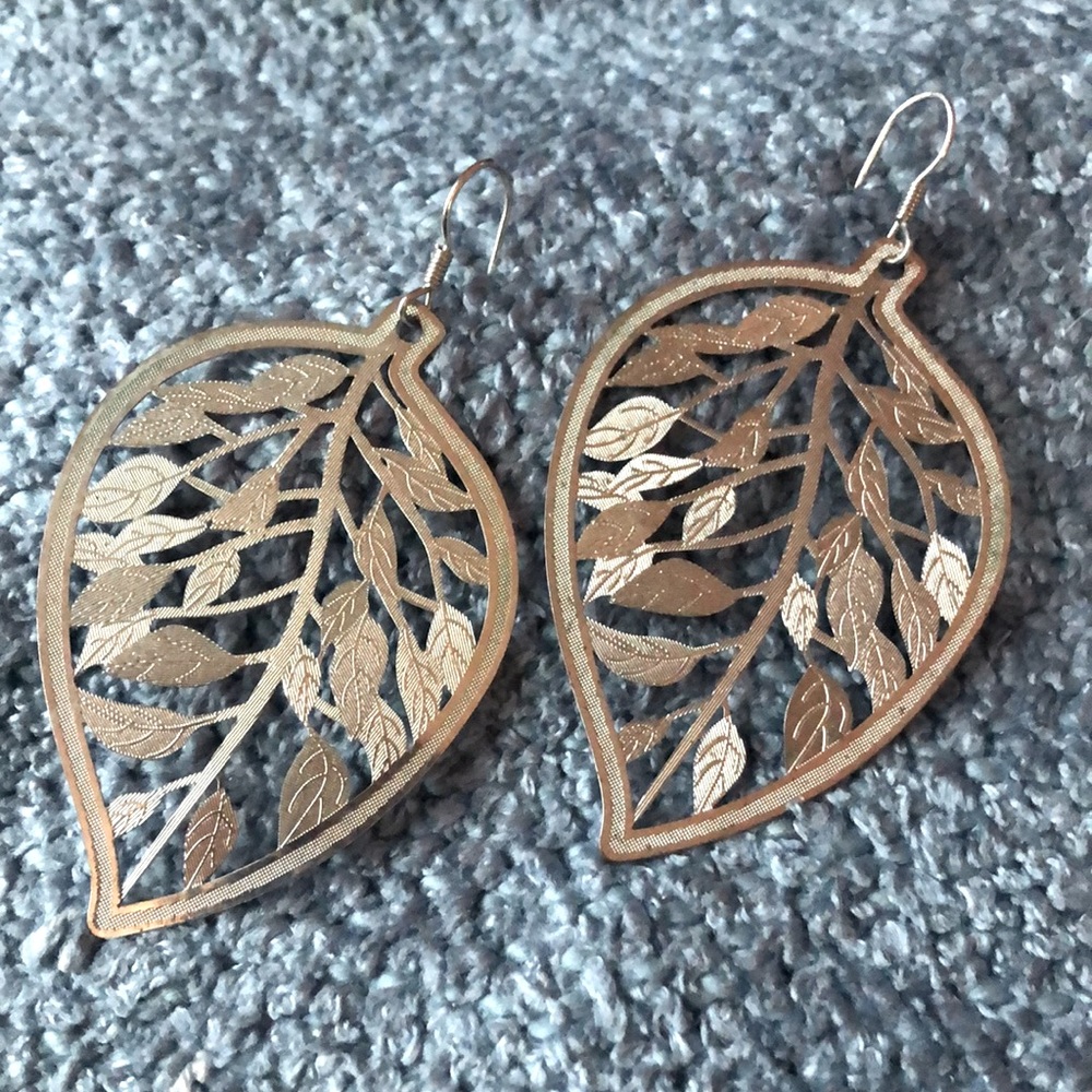 ✨Earrings, silver leaves